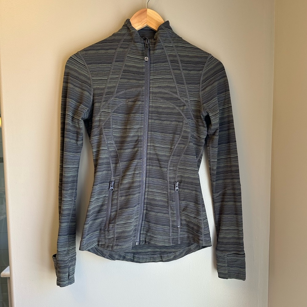 Lululemon Define Jacket - Size 4